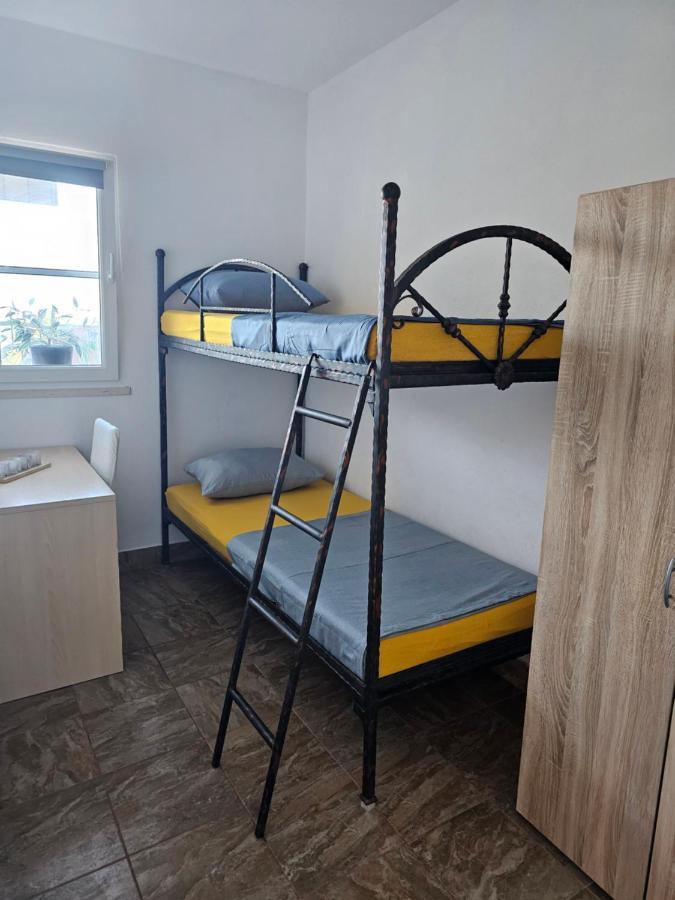 Apartment Anita Prizba